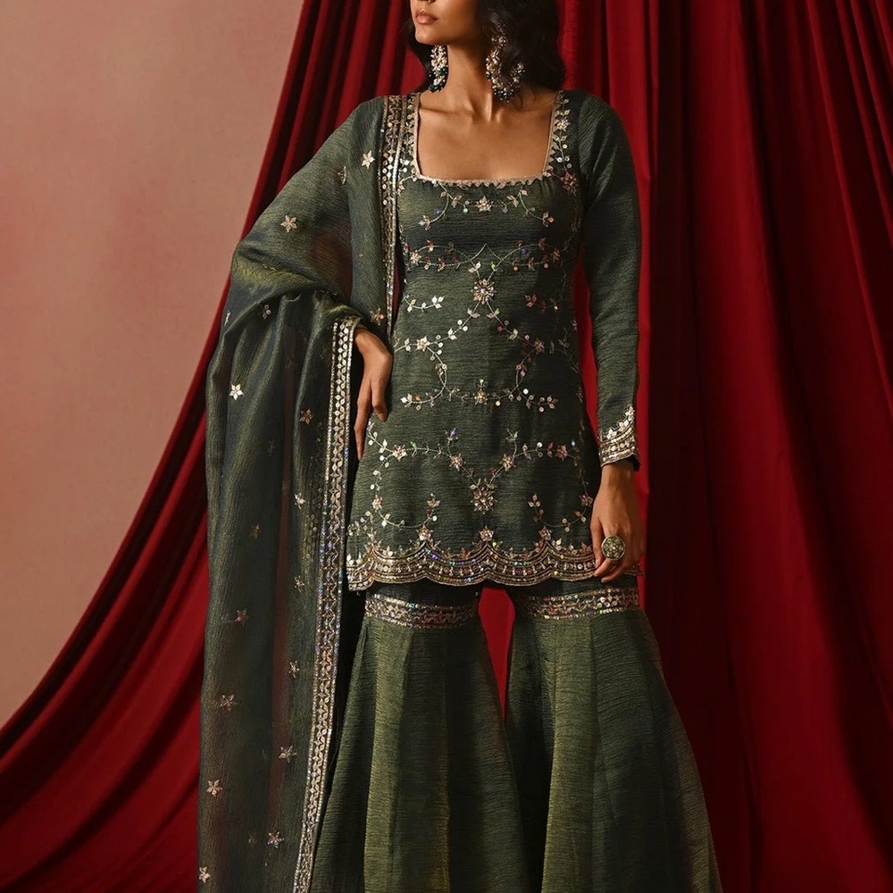 Salwar Suit